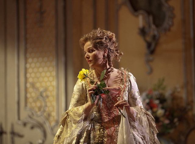 Met Opera 7 by HyundaiCardWeb