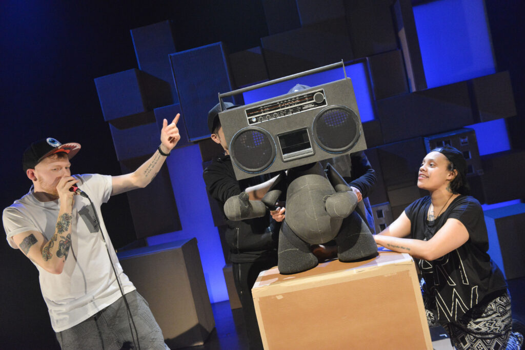 05_Theatre Rites_20 Stories High_The Broke´N´Beat Collective_c_Robert Day